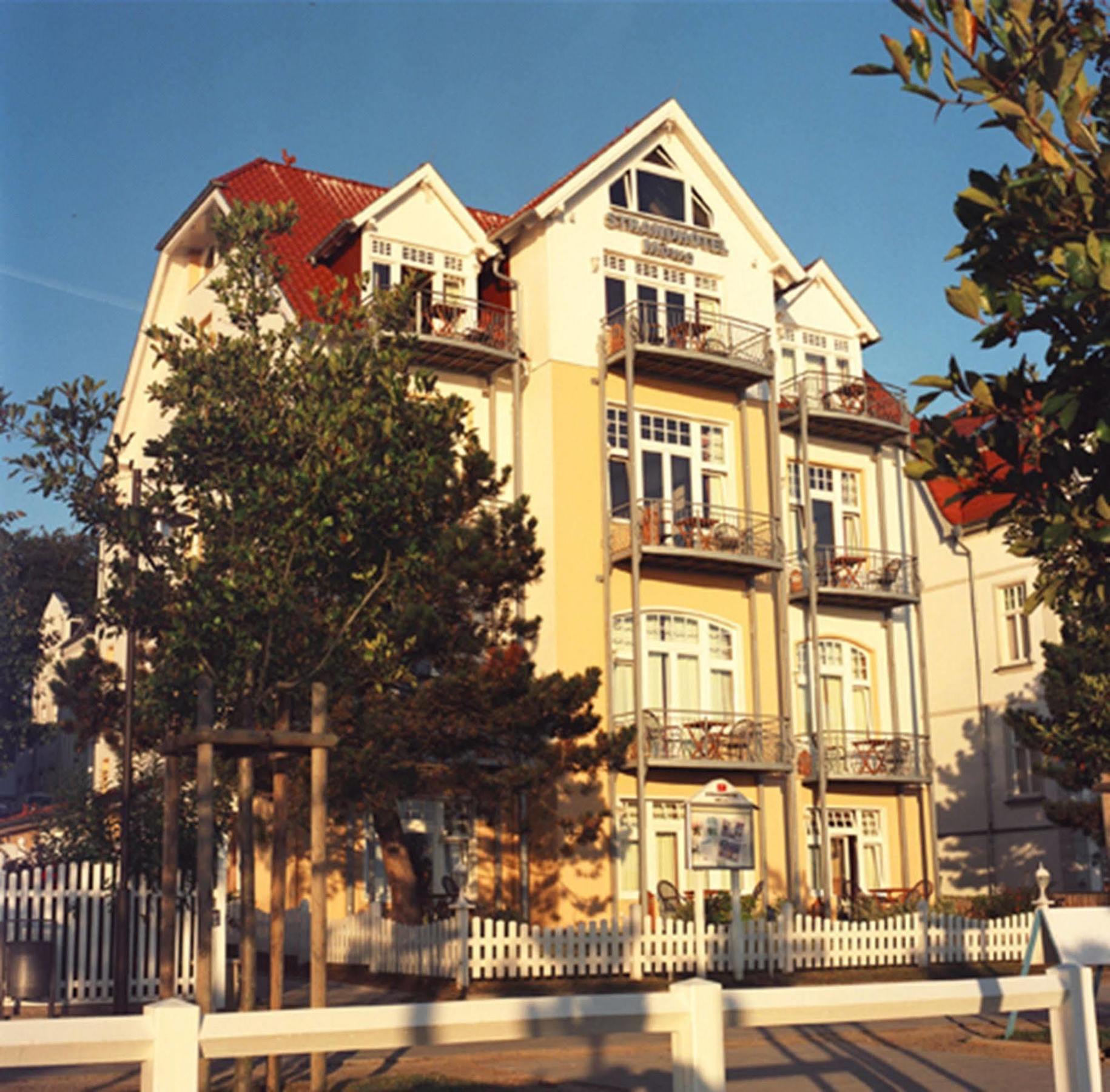 Strandhotel Moewe Hotel 3*